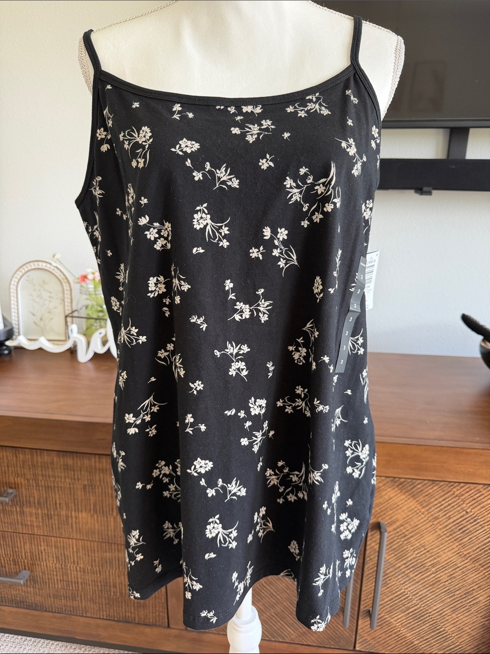 torrid Black adjustable tank